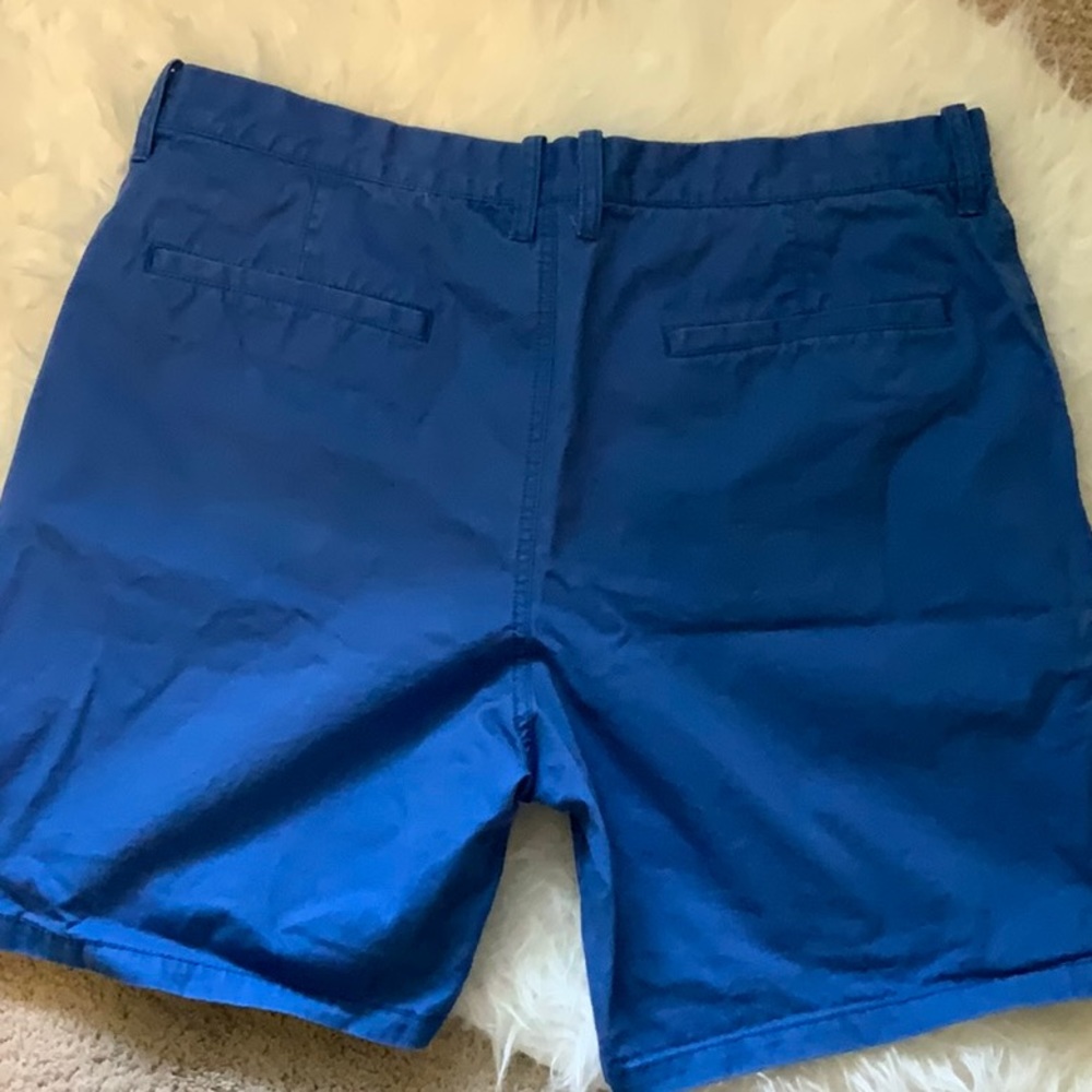Mens Old Navy blue shorts size 36 - Picture 3 of 3